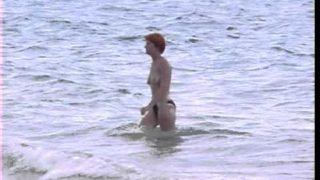 Full frontal nudity on a Crimean beach : Казантип 2004 Пляж