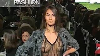Emanuel Ungaro Spring 1999 Paris – Fashion Channel [4:52]