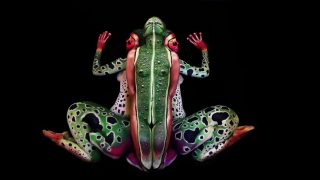 Nude Body Paint Art 🖤 Frog Voltran Cosplay 😍