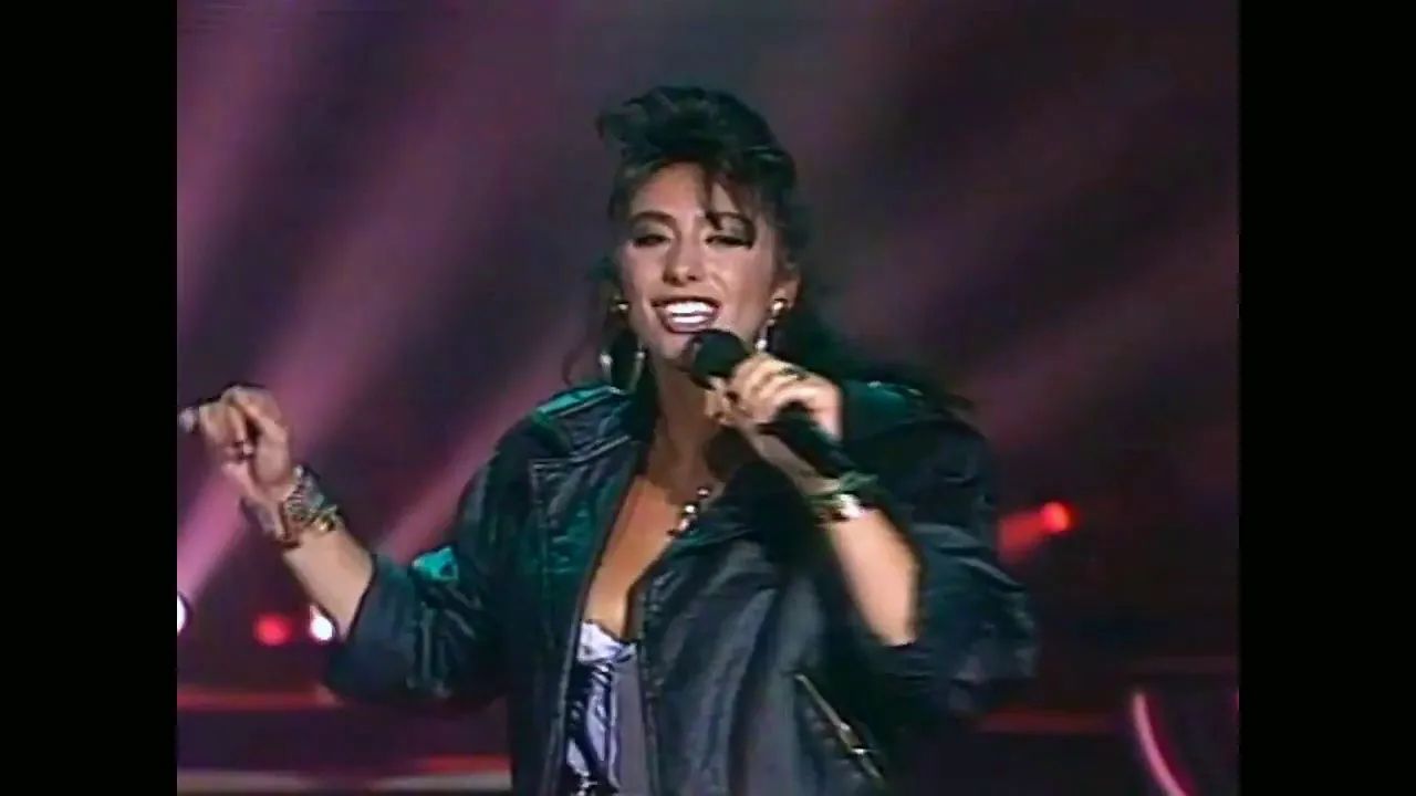 Sabrina Salerno Classic Titties - YTboob