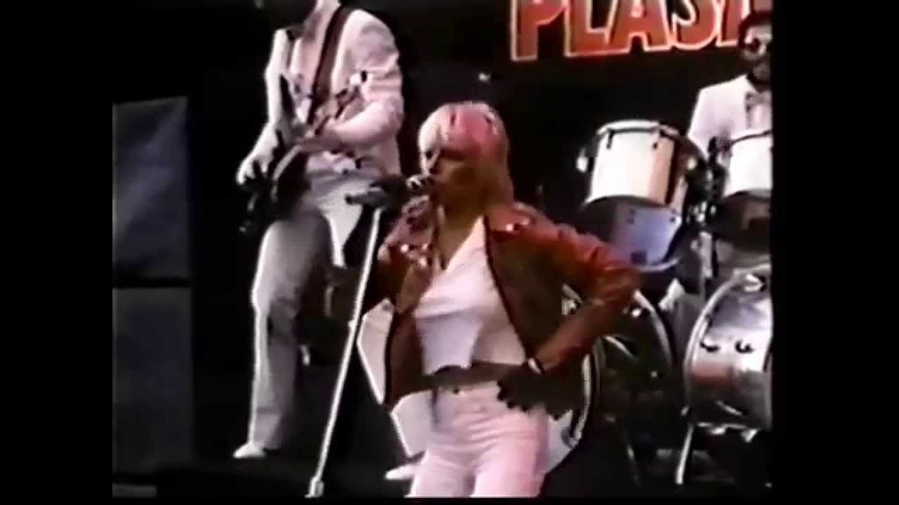 Plasmatics Vocalist Wendy O. Williams Changing Shirt @ 1:59 & 2:10 (cued to  first)