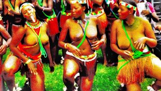 African ladies shake their boobs
