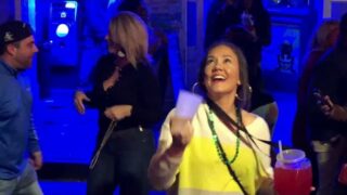 Flash your boobs for Beads New Orleans [0:31]