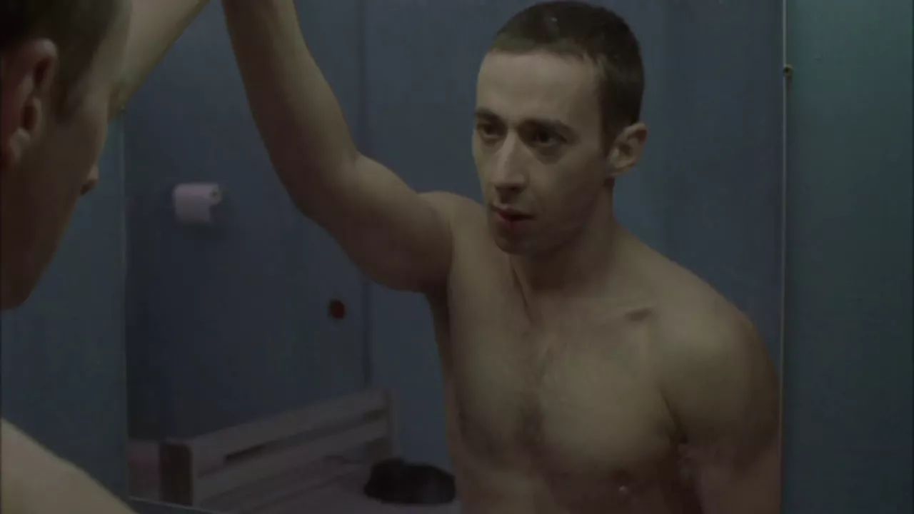 He Sticks His Penis In A Hole To Get A Blowjob From A Stranger (13 ...