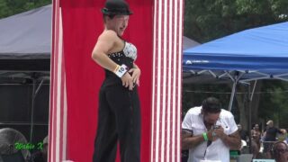 Katie Sutra naked on stage at Nudes-a-Poppin @2:54