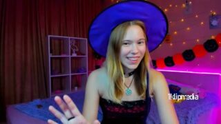 Witchy girl flashes her butt and pussy at 4:09 in “Alen Special Halloween [TAG42 18]”