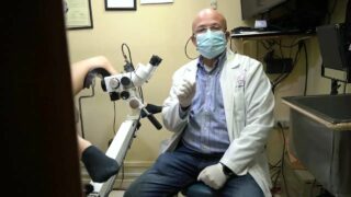 Dr Porno has a live video starting in 6 minutes, “Did you know that the clitoris can grow up to 50% more after the sexual response. Sabias el clítoris”