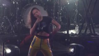 “Talking Body (Flashes Crowd)” Tove Lo@Electric Factory Philadelphia 2/20/17