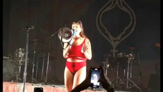 Tove Lo – Live at The Vic Theatre, Chicago, Illinois on 27 July 2022 [Compilation Version 1]