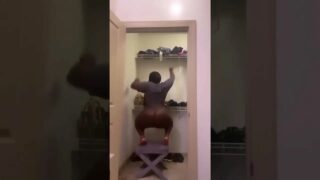 Naked twerking while squatting