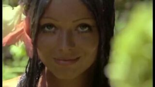 Man is chased by two women who won’t take “nein” for an answer at 34:30 in “Robinson and His Tempestuous Slaves (1972) English Subs”