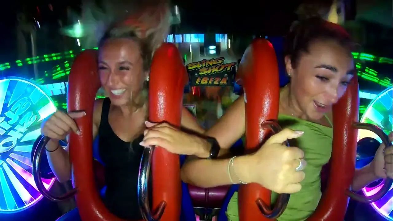 Slingshot Ride Nipslip (1:05) - YTboob