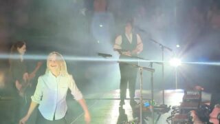 Concert flash: Phoebe Bridgers and Lucy Dacus from Boygenius (4:52)
