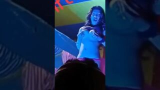 Short – Indian cutie fondles boobs on stage