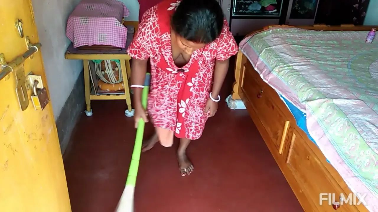 Nip Slip Desi Vlog From 07:03 - YTboob