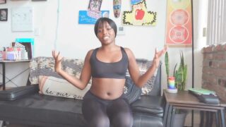Dakota does an intense stretching session in very unusual leggings | PULSEHUB