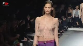 Fashion model seethrough tits 2:25 3:22 4:00