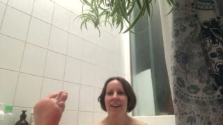 ASMR Shampoo bath wash FEET relaxing