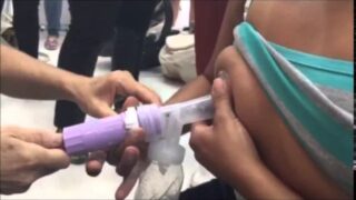 Breast milk extraction with a machine 1:24