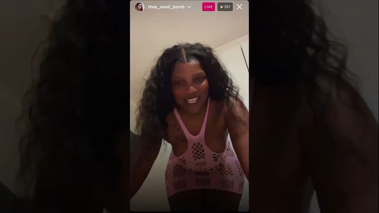 Nip Slip IG Live - YTboob