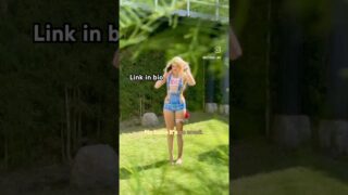 Body paint 🎨 no bra no panties blonde 👱‍♀️ #shortvideo at 0:00