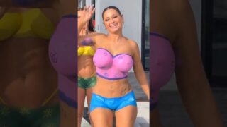 You Won’t Believe This Is Body Paint – True Art on Skin #art #viralshorts at 0:00