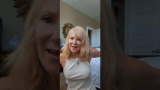 Crazy Carol has two big points to make! (Rock hard nips) 0:01
