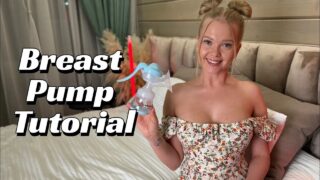 [4K] Breastfeeding with Molly | 0:17, 1:01
