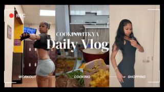 cookingwithkya nip slip at 11:20 absolutely amazing