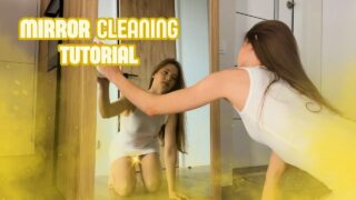 olivia upskirts in the mirror :01