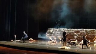Theatre – naked people on stage starts 15:12