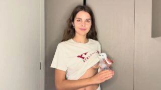 Mary  Pump With Me / boob exposed at 0:34