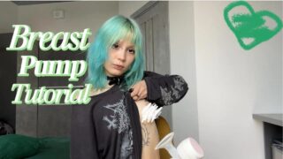 Breastfeeding with Nika : boob 0:28