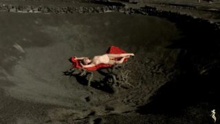 LAND OF SHADOWS – A Nude Art Photoshoot