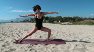 yoga on the beach – areola slips at 8:50, 10:00, 13:20, 14:47