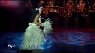 Maiau Heiani, Tahitian dancer [0:33]