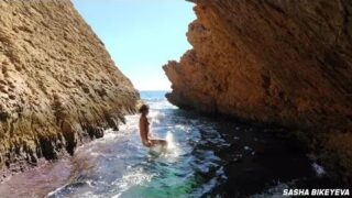 Sasha Bikeyeva / nude jumper after 0:00
