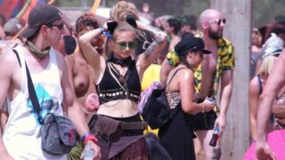 Nipple start in 1:05 to 1:10 on festival