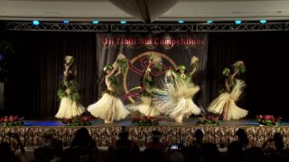 nipples are visible during tahitian dance at 1:28