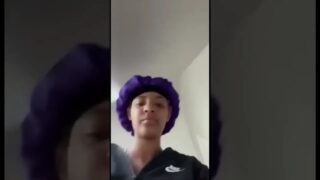 Yellow Clapping 0:01