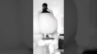 Twerking on cycle,u can see her pussy 0.00
