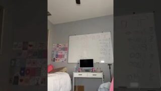 Nonchalant pussy flashing 0:01