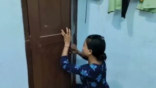 यहां क्या हो रहा है कोई बताएगा