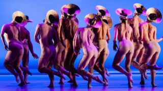 Topless dancers start 0:08