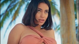 Naked photoshoot Just unbelievable body. My god !!! What a video