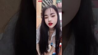 Em gái bồ big ol nips at 2:34