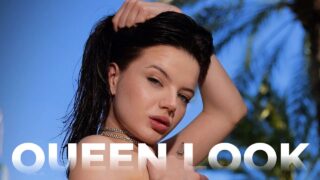 Toree Full boos and Pussy open @2:00