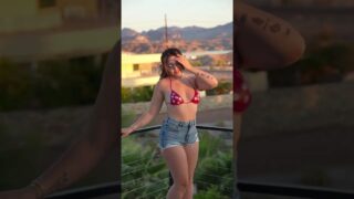 body paint bra @ 0:00